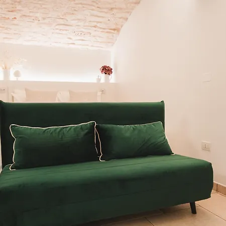 Dimore Bianche, Santa Lucia 17 Apartment *