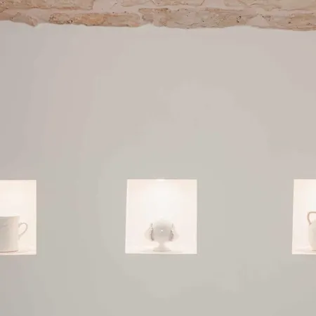 Dimore Bianche, Santa Lucia 17