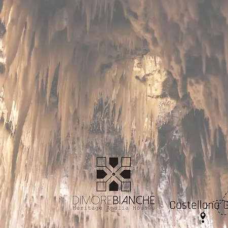 Dimore Bianche, Santa Lucia 17 * بوتينيانو