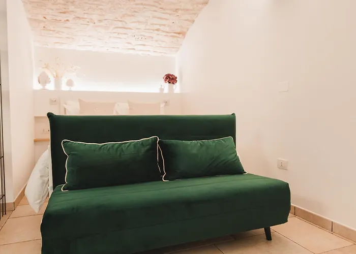 Dimore Bianche, Santa Lucia 17 Apartment *